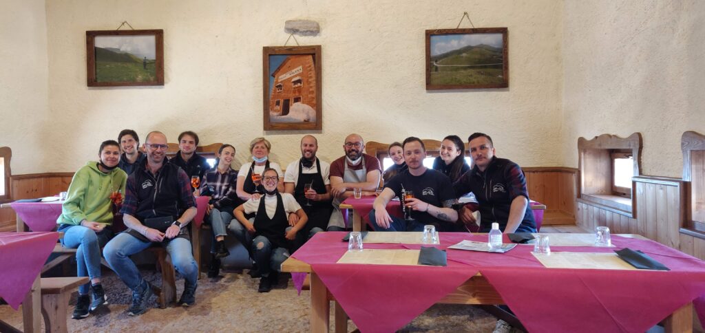 Lavorare al Rifugio Malga Malera